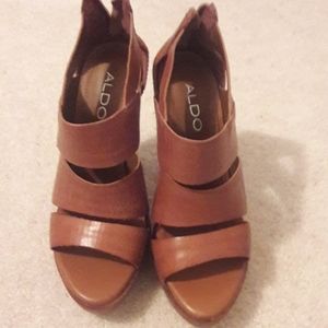 Aldo platforms